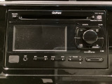 純正CD・USBコンポにはCD再生のほかに、AUX入力端子・USB端子がついてますので外部入力から音楽などを楽しめます。