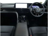 純正メーカー12.3インチディスプレイオーディオ&ナビキット装備!室内も専門のスタッフによる清掃済みでキレイです。是非一度ご覧下さい!