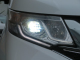 切れにくく明るいLEDヘッドライト装備!