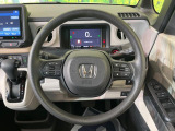 【ステアリングスイッチ】運転中、前方から目線をそらすことなく、オーディオ等の操作が可能な便利機能!安心&快適なドライブを演出してくれます♪
