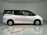 その他にも各種保険、お車の買取(T-UP)、JAF、TSカード、携帯電話などの取扱いをしております。詳しくはスタッフにお尋ねください。