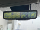 【デジタルインナーミラー】後席の大きな荷物や同乗者で後方が確認しづらい時でも安心!カメラが撮影した車両後方の映像をルームミラー内に表示。クリアな視界で状況の確認が可能です!