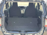■2列目シートを倒すと広々とした荷室になります!