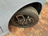 155/65R14タイヤと専用アルミホイール付き!冬タイヤは別途ご用意が必要です。ぜひご相談ください(^^♪