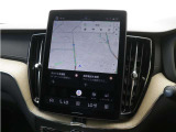 Googleのアプリとサービスがビルトインされ、スマホと同じように車両を直感的に操作できます。Googleマップが統合されており、リアルタイムの交通情報、音声操作によってより早く目的地に到着できます。