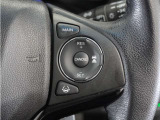 ◆アダプティブクルーズコントロール◆予め設定した車速内でクルマが自動的に加減速。前走車との適切な車間距離を維持しながら追従走行します。【LKAS】車線維持支援システムでステアリング操作を支援。
