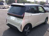 納車前に当社整備工場にてディーラー整備士が、12ヶ月点検又は車検整備を実施。安心してお乗り頂けます。