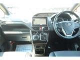 すっきりとした運転席回り☆
