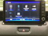 ナビゲーションはフルセグTV、インターナビ対応のGathers純正メモリーナビを搭載しています。Bluetoothオーディオ機能がありますので、スマートフォンなどの音楽も再生できます。