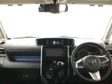見通しのよいすっきりとした視界で、誰でも運転しやすいです。運転のしやすさは疲れにくさにも繋がりますよ♪