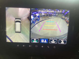 全方位モニター付きです。車庫入れ駐車も安心ですね☆