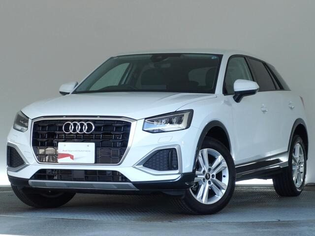 Q2 35 TFSI アドバンスド 