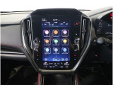 11.6インチの縦型ディスプレイに、ナビゲーション機能をはじめ、エンターテインメント、車両情報、エアコン操作、各種設定などを集約。タブレットのような感覚で、直感的に操作できます。
