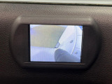 ●サイドカメラ:左側面の視界が写し出されます!狭い道路での走行や駐車ラインの確認などにも役立ちます!
