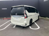 セレナ 1.2 e-POWER ハイウェイスターV アーバンクロム 