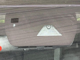 【スマートブレーキサポート】走行中に前方の車両等を認識し、衝突しそうな時は警報とブレーキで衝突回避と被害軽減をアシスト。より安全にドライブをお楽しみいただけます。