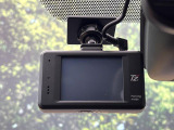 【ドライブレコーダー】ドライブレコーダー装備!走行中はもちろん、あおり運転や事故に遭遇した際、映像で記録し、万一のリスクに備えます。※記録用SDカードはお客様ご自身でご準備いただく必要があります。
