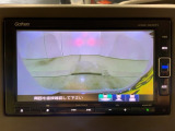 リアカメラ付で、後方をナビ画面で確認。車庫入れも安心です。もちろん、バックギアと連動しています。