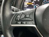 【ステアリングスイッチ】運転中に前方から目線をそらすことなくオーディオ等の操作が可能な便利機能!安心&快適なドライブを演出してくれます。