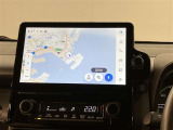 いまや必須装備「ナビゲーション」搭載!知らない場所に、スイスイッとドライブ。なんて便利な機能でしょうか?もう、これなしではハンドルを握れませんね!でも、運転中の操作は危険ですのでご注意ですね♪