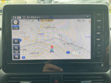 スマートフォンと接続するだけで、普段使っているアプリ※を使うことができます。タッチパネルの操作も快適です