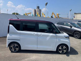 横からのスタイルもスタイリッシュです。