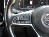 ステアリングスイッチ付きです。運転に集中できます。