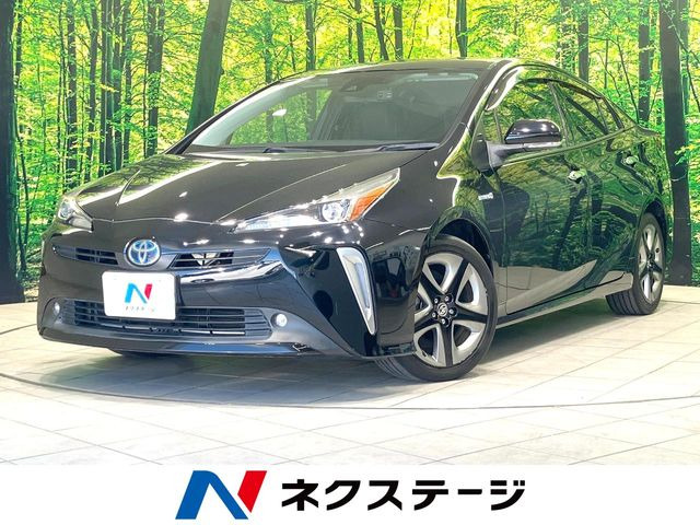 トヨタ プリウス 