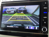 ◆◆バックカメラの画像です。ガイドラインがスムースな車庫入れをサポートいたします!車庫入れの安心感がアップしますね☆