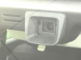 【スズキ セーフティサポート】走行中に前方の車両等を認識し、衝突しそうな時は警報とブレーキで衝突回避と被害軽減をアシスト。より安全にドライブをお楽しみいただけます。