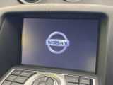 【メーカー純正ナビ】インテリアに溶け込むスタイリッシュな「専用設計」メーカーナビを装備♪視認性や操作性など基本性能にも優れ、より上質なカーライフをお楽しみいただけます。