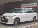 トヨタの高級ミニバン「エスティマ」です。4WD、TRDフロントスポイラー、リアスカートなど装備された一台です。