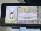 【アラウンドビューモニター】専用のカメラにより、上から見下ろしたような視点で360度クルマの周囲を確認することができます☆死角部分も確認しやすく、狭い場所での切り返しや駐車もスムーズに行えます。