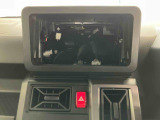 たとえばダイハツのお店にある、たくさんのスマアシ搭載車は、正常に作動する事をしっかり確認します。