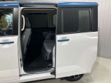 自動開閉するオ-トスライドドア付!!開閉部が広く狭い場所の乗り降りでも便利、半ドア防止機能や小さな子供さんの事故を防ぐ安全装備も付いて便利で安心♪♪