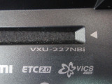 ナビの型式はVXU-227NBiです。
