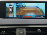 【全周囲カメラ】まるで上から車を見ている様に移ります☆縦列駐車や幅寄せ時に大活躍♪