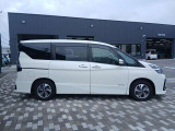車両右側の画像です