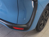 コーナーセンサーもついておりますので、駐車時も安心です。