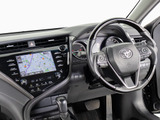 ★使いやすさや安全性を追求したステアリング周り!高級車ゆえにスイッチ類が多いのも特徴ですね!考え尽くされた配置ですぐに使いこなす事が出来ますのでご安心下さい!是非、体感してみて下さい!!
