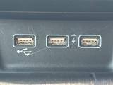 USBポート搭載☆