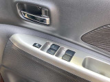 運転席パワーウインドウスイッチ