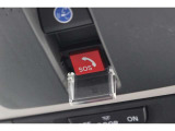 「Honda CONNECT」で緊急時にオペレーターのサポートを受けたり、スマートフォンでクルマのエアコンをONにできたりと『つながる』サービスが受けられます。※別途、登録必要。