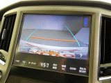 車庫入れや駐車で威力を発揮するのがバックモニター!ナビディスプレイに後ろの様子が映し出されるから安心です。