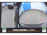 バックギアに入れるとバックカメラの映像がナビに映ります。障害物までの距離もわかりやすいです。