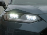 切れにくく明るいLEDヘッドライト装備!