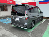 セレナ 1.2 e-POWER ハイウェイスターV 