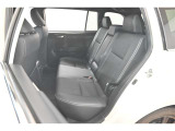 中古車をキレイで気持ちよくお乗りいただけるよう、エンジンルームからシートを外した洗浄まで、目に見えない部分も徹底的に洗浄しています!