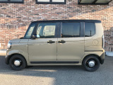 オプションになりますが、ボディーコーティングもご用意しております。新車の輝きに近づき、洗車などのお手入れも楽になりますよ。
