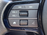 【ステアリングスイッチ】運転中、前方から目線をそらすことなく、オーディオ等の操作が可能な便利機能!安心&快適なドライブを演出してくれます♪